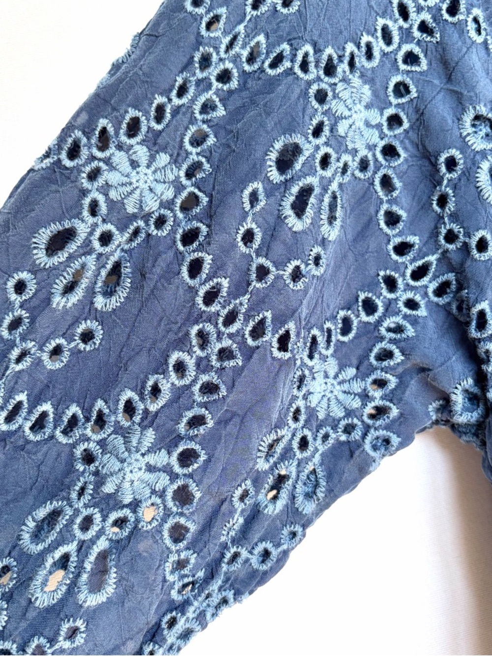 Johnny Was Conner Dress Sz M Indigo Blue Floral Eyelet Embroidered Boho Chic - Picture 15 of 16